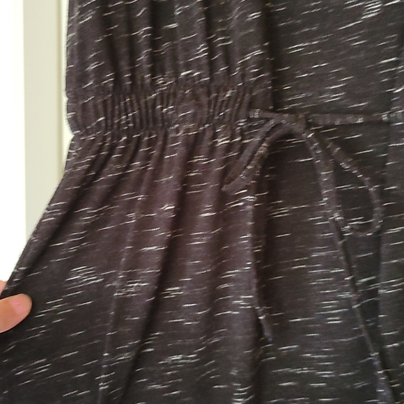 easy charcoal sleeveless maxi dress with tie - Picture 5 of 6